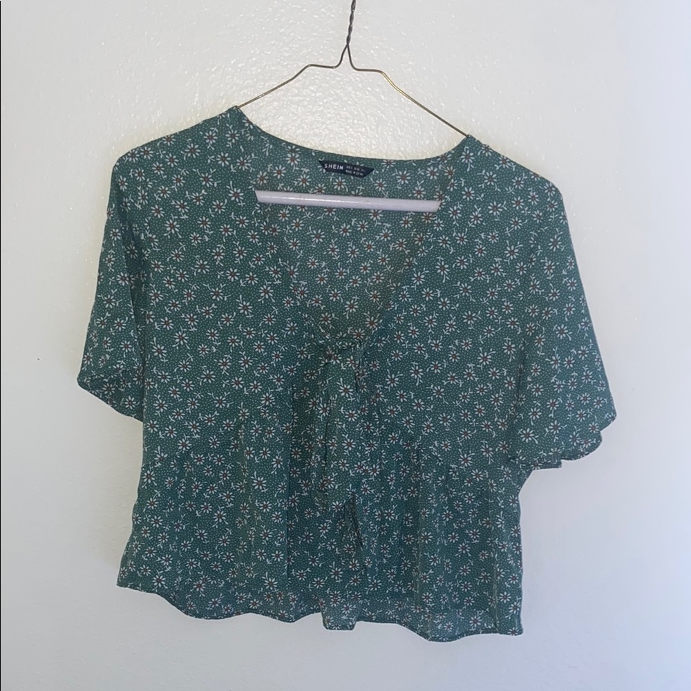 SHEIN Floral Green Tied Cropped Top